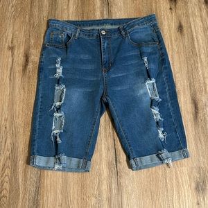Distressed Bermuda Shorts Size XL